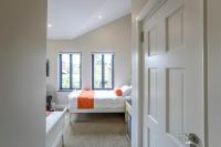 Twin Budget Room