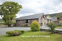 Neuadd B&B Suites - B&B