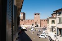 Carrera Home Appartamenti Verona - Bike Hotel - B&B Verona
