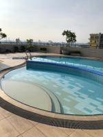 Hedges Court Residencies-2 Rooms with En-suite baths 3 plus Beds Visitors Bath 104 sqm spacious Apartment - B&B Colombo