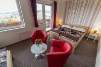 Dreibettzimmer mit Balkon