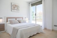 Apartamento con vistas a la piscina