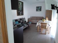 Appartamento con Vista Piscina