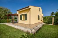 Huis met 3 Slaapkamers, een Terras en Patio en 2 Eigen Badkamers - Split-level