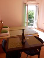 Studio mit Balkon (2 Erwachsene)