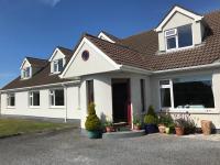 Faul House Accommodation - B&B Clifden