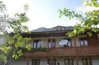 Teo Guesthouse and Camping in Mestia - B&B Mestia