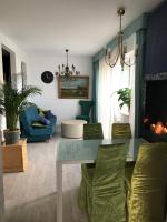 Apartment with Garden View