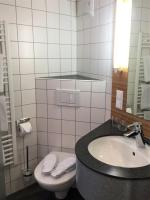 Apartment with Garden View