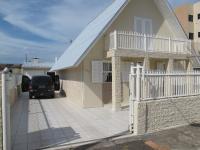 Edícula aconchegante 100m do Mar - B&B Sombrio