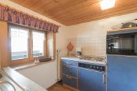 Apartment mit Balkon