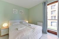 One-Bedroom Apartment with Balcony (parking)