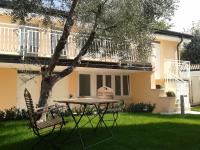 Appartamento Villa Elison - Bed and Breakfast