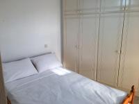 Apartamento con balcón