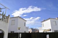 Family Beach Club Sevilla I - Bed and Breakfast