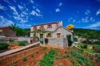 Betini Apartments - Authentic Island Escape - B&B