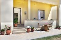 Haralabos Central Apartment - B&B Chionáto