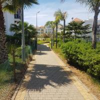 Marina Golf, Tanger Emplacement supérieur Juste à côté de la piscine - Ferienwohnung