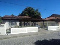 Linda casa Rio das Ostras, ar condicionado, wifi, churrasqueira e garagem - Ferienwohnung