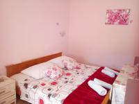 Studio (3 Adults)
