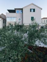 Superb main square residence - B&B