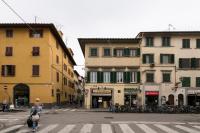 Keys of Italy - Masai - Albero 2 - One bedroom flat 1st floor by train station - Bed and Breakfast Florence