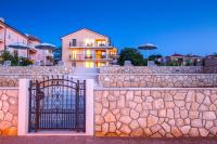 Luxury Apartments Villa Matea 1 - B&B Malinska