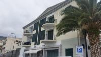 Apartment in Câmara de Lobos - B&B