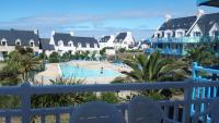 VACANCES A L OCEAN - GRAND T4 VUE MER GRAND BALCON tout confort - WIFI ET PARKING GRATUITS - MER PLAGE PISCINE à environ 25 m - Centre ville, tous commerces, marché, et port à 10 minutes à pied en longeant la mer - Chambres d'hôtes Guilvinec