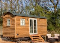 B&B Bransgore - Luxury Shepherds Hut - Bed and Breakfast Bransgore