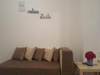 Monolocale con Divano-Letto