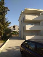 Apartment Domagoj, Novalja - B&B