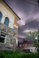 Turnul Mareșalului -Casă de Vacanță cu Panoramă 360 în Inima Naturii, lângă Transfăgărășan - Chambres d'hôtes Corbeni