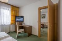 One-Bedroom Apartment (2 Adults)
