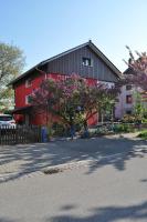 B&B Karlsruhe - Punkrock Harbour Pension Bähr - Bed and Breakfast Karlsruhe