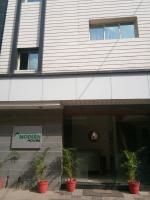 Modern House - Bed and Breakfast Madras