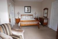 Family Room (2 Adults + 1 Child)