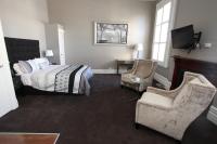 Deluxe Suite with Spa Bath - No.9