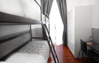 Chambre Économique avec Lit Superposé et Salle de Bains Privative Séparée