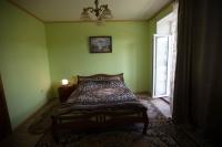 Standard Double Room with Shared Bathroom