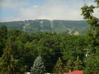 Townhouse W Private Deck & Mt View - B&B