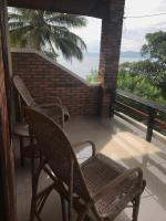Tweepersoonskamer met Balkon en Uitzicht op het Meer