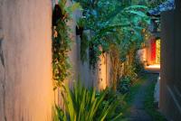 Villa Elysium Fields - Rustic Meets Industrial Chic Design - Bed and Breakfast Canggu