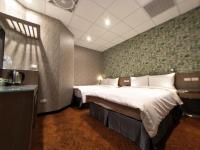 Standard Quadruple Room (No Window)