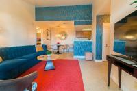 B&B Las Vegas - Luxury Modern Condo 2 - Bed and Breakfast Las Vegas