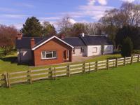 B&B Magherafelt - Lough Shore Cottage - Bed and Breakfast Magherafelt