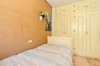 Standard Twin Room with Shared Bathroom