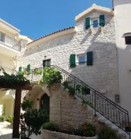 Apartments Dvor - ap1, ap2, ap3 - B&B