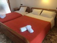 Triple Room with Bath