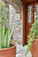 Kassandra House - Ferienwohnung Ýdra